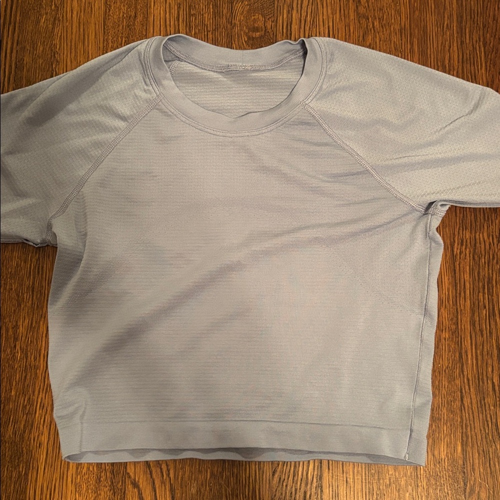 Lululemon Women's Swiftly Tech Cropped Long-Sleeve Shirt 2.0 Light Blue